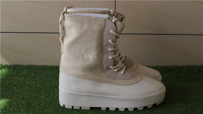 Adidas Yeezy 950 Duck Boost PeyoteTurtle DoveWhite